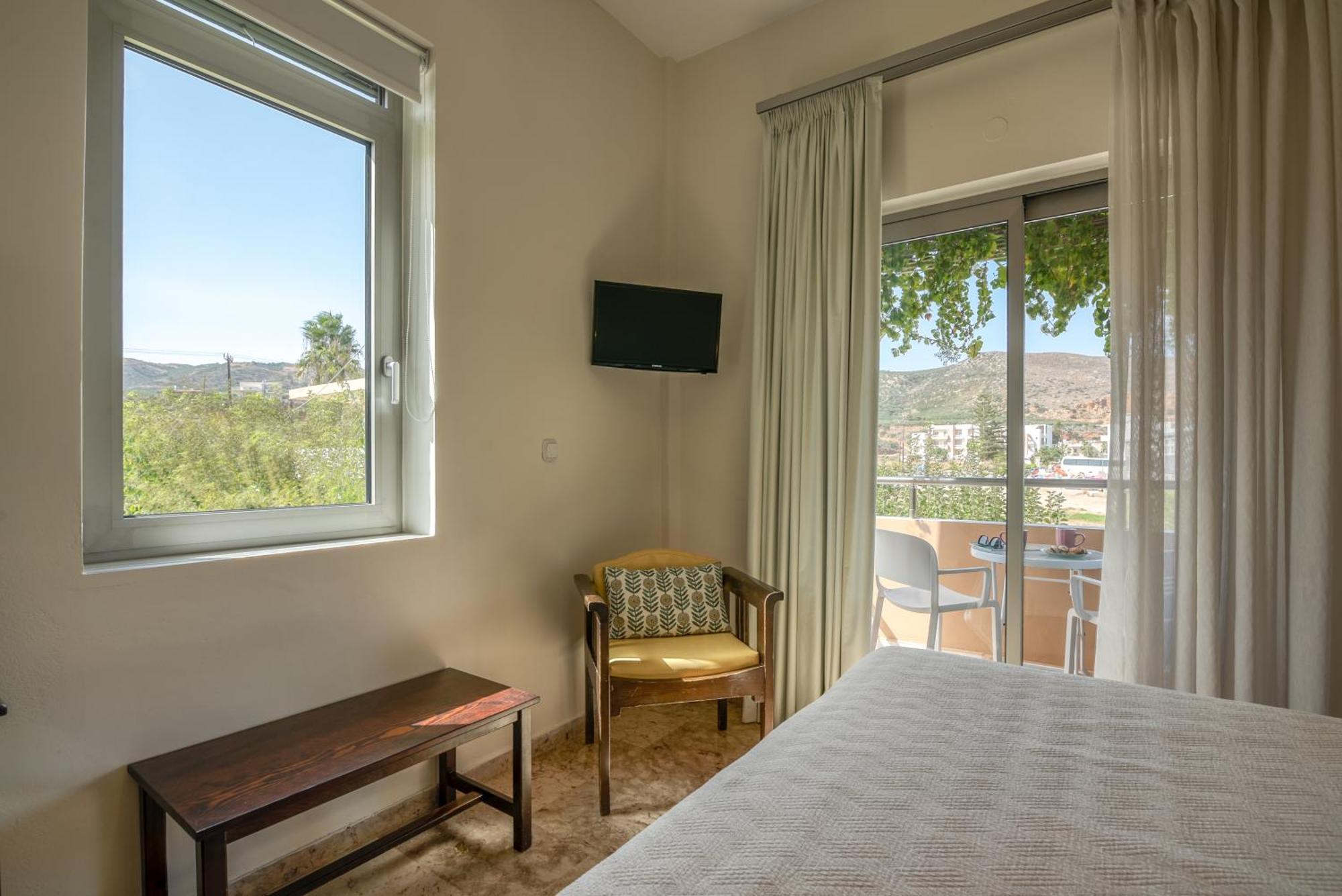 Hotel Peli Kíssamos Eksteriør bilde