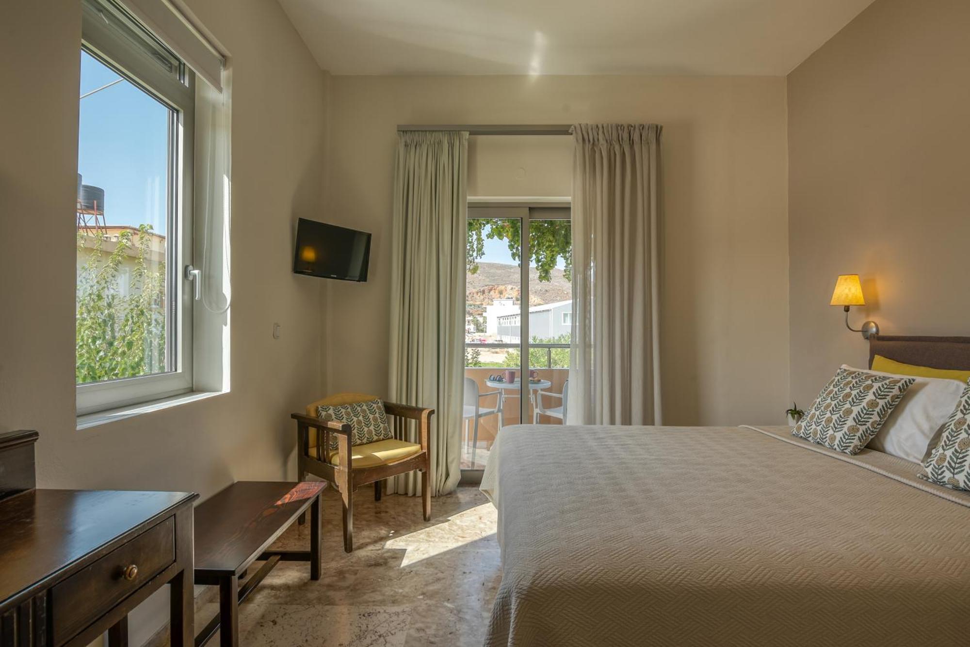 Hotel Peli Kíssamos Eksteriør bilde