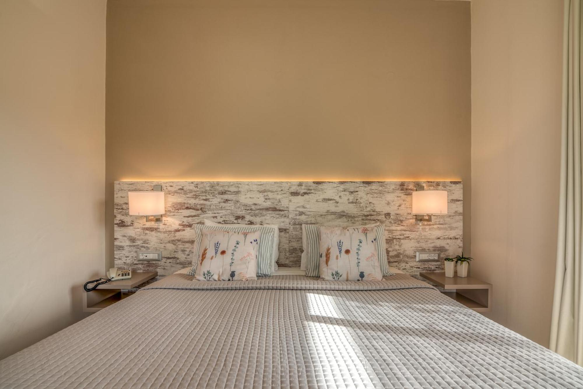 Hotel Peli Kíssamos Eksteriør bilde
